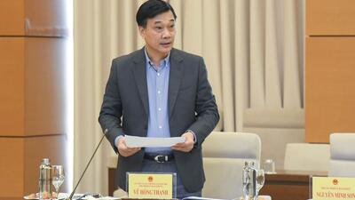 Chủ nhiệm Ủy ban Kinh tế Vũ Hồng Thanh phát biểu